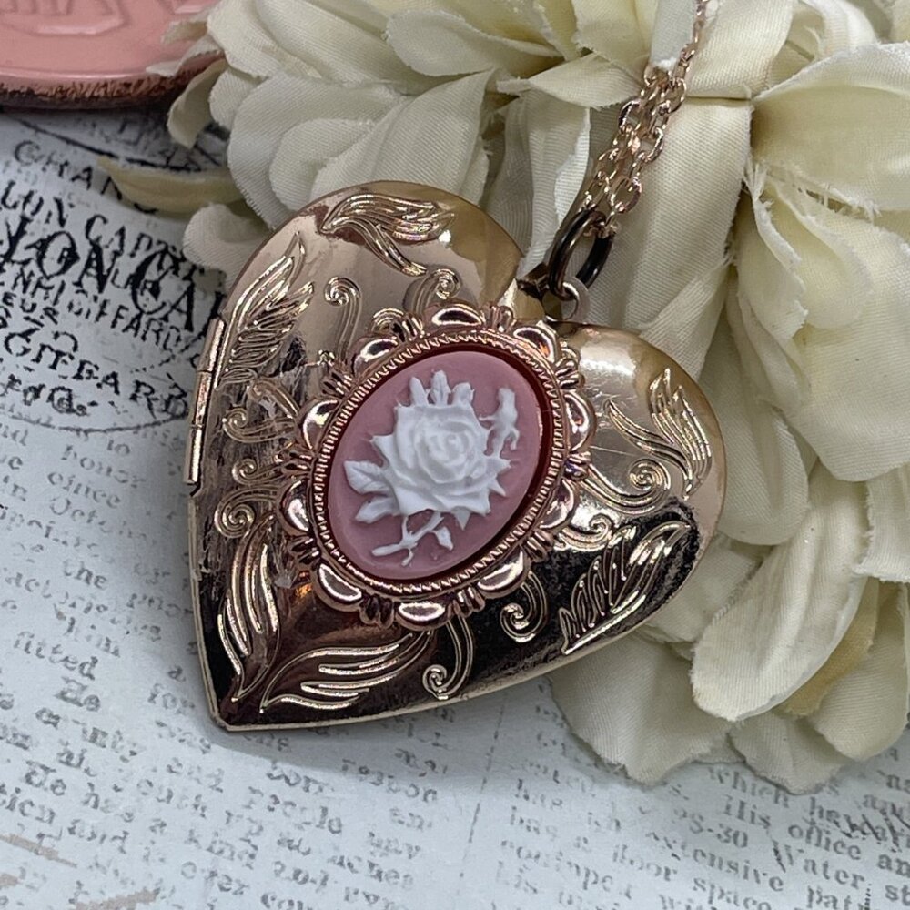 Cameo White Pink Wedding Party Mom Christmas Rose Gold Heart Locket Anniversary